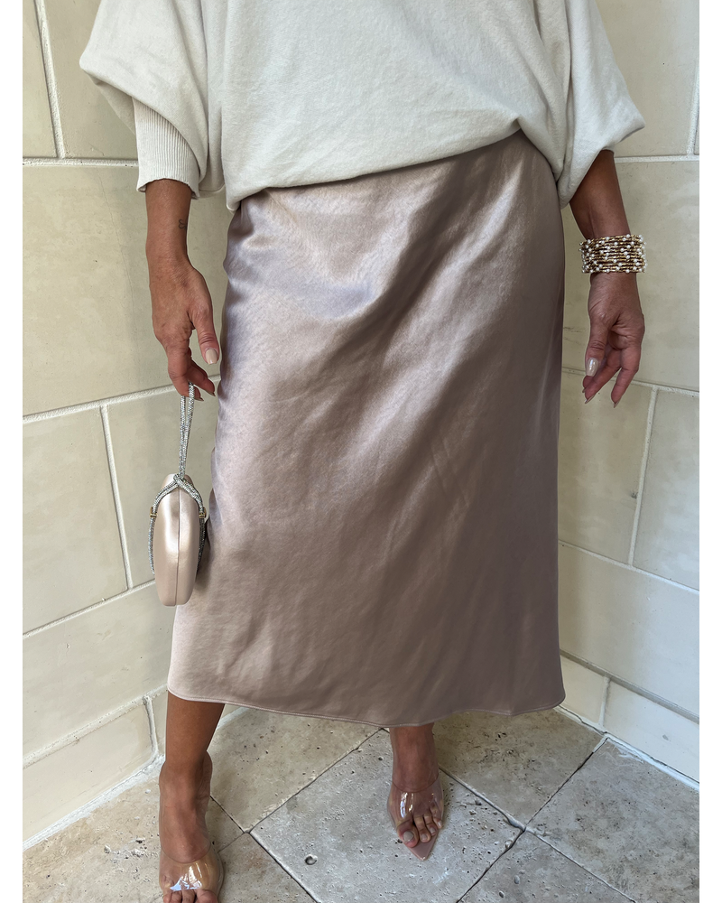 FALL IN THE AIR SATIN MIDI SKIRT