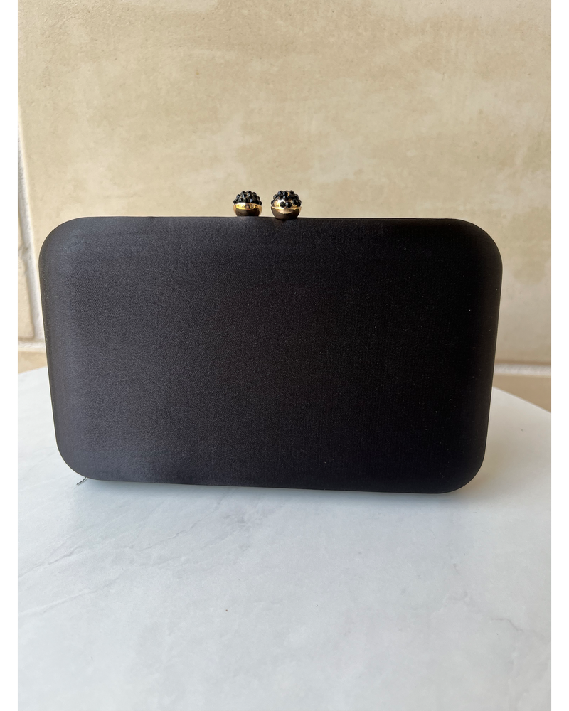THR HILLARY BLACK CLUTCH