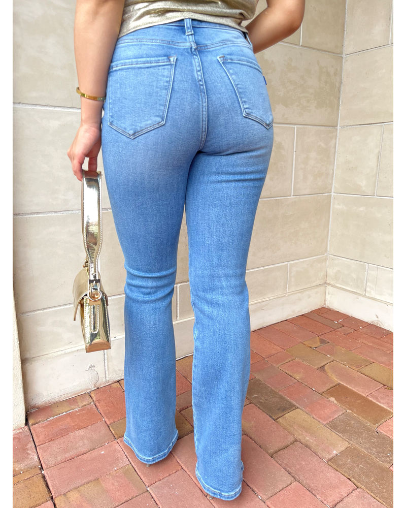 M6022-C11 ANYTIME BOOTCUT JEANS