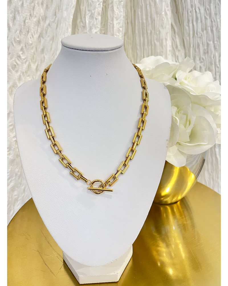 MN133-C11  LONG  RECTANGLE CHAIN LINK NECKLACE